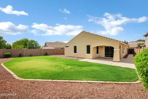 Exterior - 2943 E Mead Dr, Gilbert, AZ 85298 photo 3 of 8