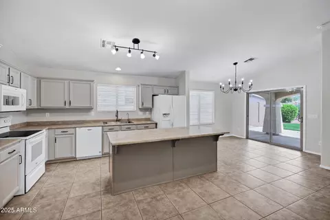 Kitchen - 2943 E Mead Dr, Gilbert, AZ 85298 photo 4 of 4