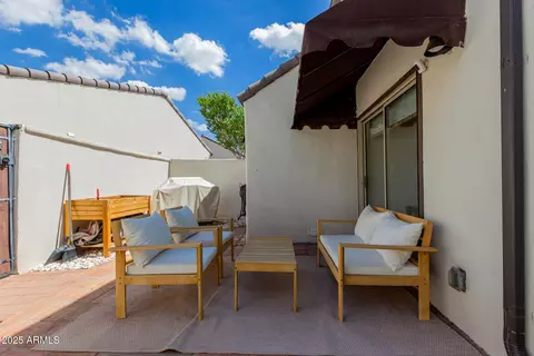 Exterior - 1175 E Belmont Ave, Phoenix, AZ 85020 photo 5 of 8