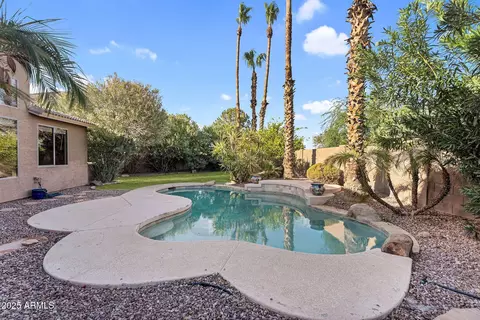 Exterior - 1785 S Morrison Ln, Gilbert, AZ 85295 photo 3 of 17
