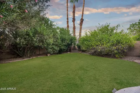 Exterior - 1785 S Morrison Ln, Gilbert, AZ 85295 photo 14 of 17