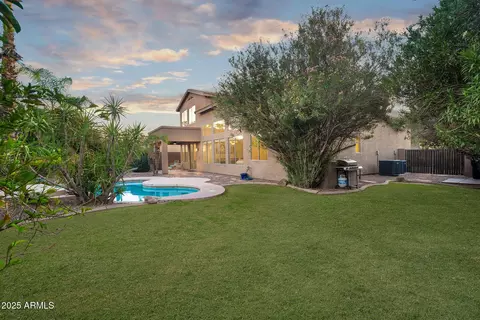 Exterior - 1785 S Morrison Ln, Gilbert, AZ 85295 photo 13 of 17