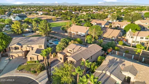View/Area - 1785 S Morrison Ln, Gilbert, AZ 85295 photo 4 of 6