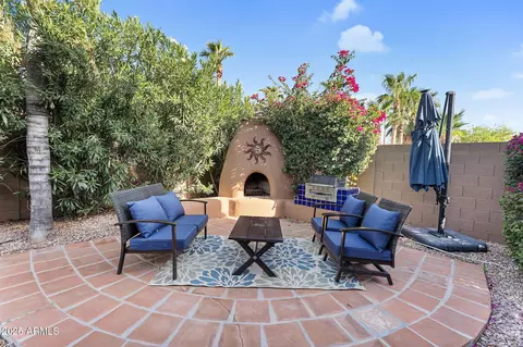 Exterior - 1785 S Morrison Ln, Gilbert, AZ 85295 photo 7 of 17