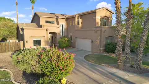 Exterior - 1785 S Morrison Ln, Gilbert, AZ 85295 photo 17 of 17