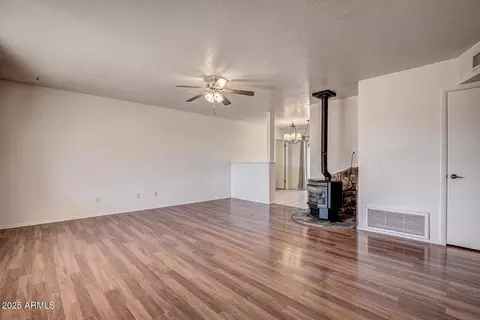 Living - 508 S Meadow St, Payson, AZ 85541 photo 2 of 3