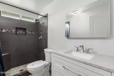 Bath - 4243 N 85th Dr, Phoenix, AZ 85037 photo 1 of 2
