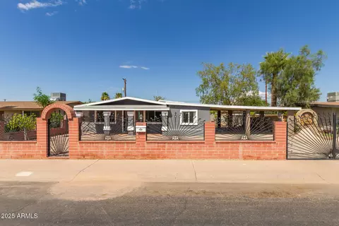 1760 W Sunland Ave, Phoenix, AZ 85041