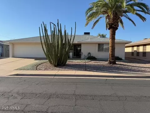 4036 E Clovis Cir, Mesa, AZ 85206