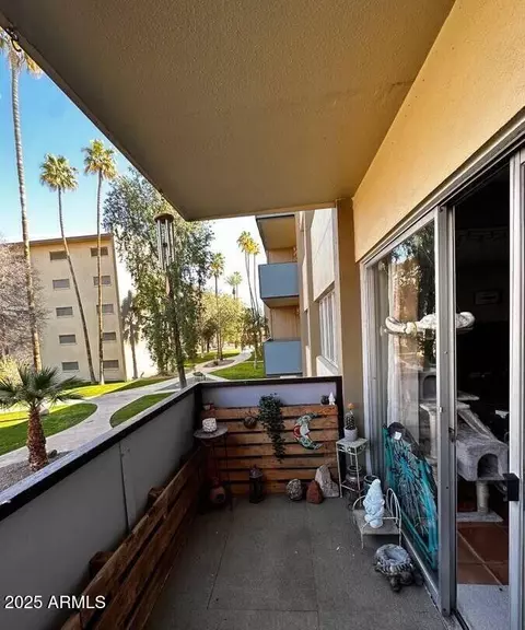 349 E Thomas Rd #E207, Phoenix, AZ 85012
