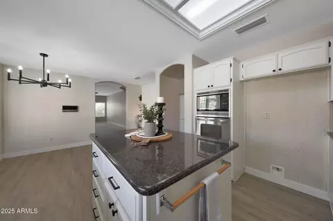 Kitchen - 1938 E Calle De Caballos --, Tempe, AZ 85284 photo 5 of 6