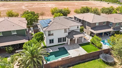 View/Area - 3752 E Robin Ln, Gilbert, AZ 85296 photo 8 of 10