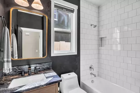 Bath - 3752 E Robin Ln, Gilbert, AZ 85296 photo 5 of 5