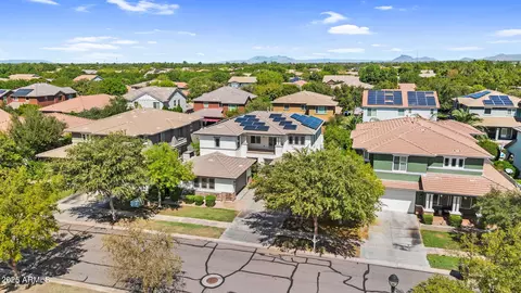 View/Area - 3752 E Robin Ln, Gilbert, AZ 85296 photo 4 of 10