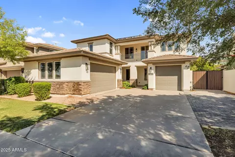 3752 E Robin Ln, Gilbert, AZ 85296