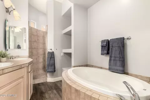 Bath - 5370 S Desert Dawn Dr #16, Gold Canyon, AZ 85118 photo 1 of 4