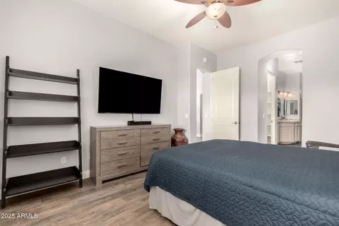 Bedroom - 5370 S Desert Dawn Dr #16, Gold Canyon, AZ 85118 photo 2 of 5