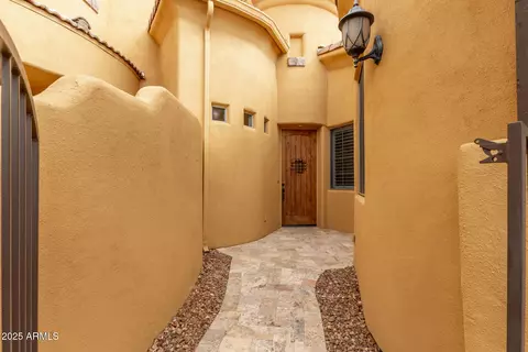 Entry Way - 5370 S Desert Dawn Dr #16, Gold Canyon, AZ 85118 photo 1 of 3