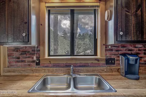 3477 N Foothill Rd, Pine, AZ 85544 photo 10