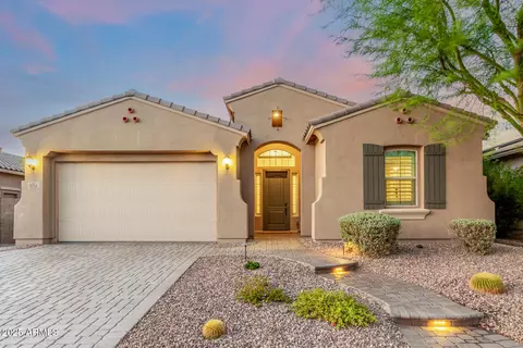 9258 W White Feather Ln, Peoria, AZ 85383