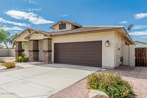 Exterior - 7048 S View Ln, Gilbert, AZ 85298 photo 4 of 10