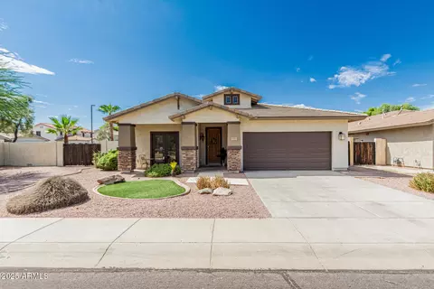 Exterior - 7048 S View Ln, Gilbert, AZ 85298 photo 9 of 10
