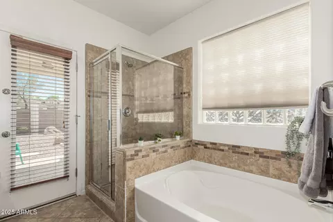Bath - 7048 S View Ln, Gilbert, AZ 85298 photo 1 of 3