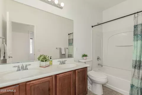 Bath - 7048 S View Ln, Gilbert, AZ 85298 photo 3 of 3