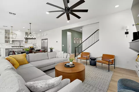 Living - 10028 E Thunderbolt Ave, Mesa, AZ 85212 photo 4 of 5