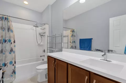 Bath - 10830 E Topaz Ave, Mesa, AZ 85212 photo 2 of 2