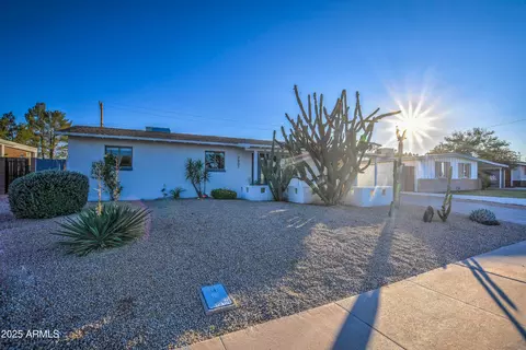 7907 E Latham St, Scottsdale, AZ 85257