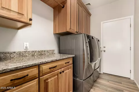 3306 E Clark Dr, Gilbert, AZ 85297 photo 33