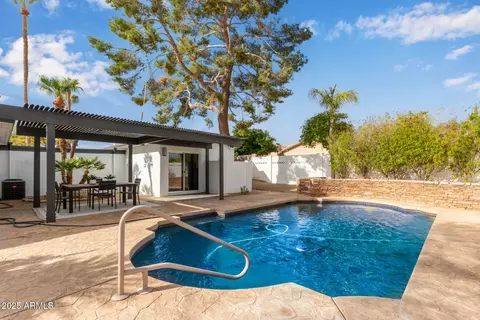Exterior - 2632 E Mountain View Rd, Phoenix, AZ 85028 photo 3 of 9