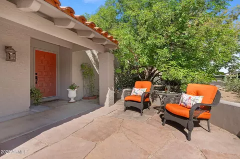 Exterior - 3302 E Malapai Dr, Phoenix, AZ 85028 photo 7 of 7