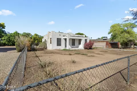 1020 E Minnezona Ave, Phoenix, AZ 85014