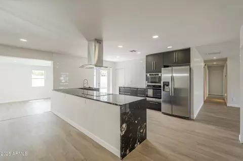 Kitchen - 1713 E Wesleyan Dr, Tempe, AZ 85282 photo 6 of 6