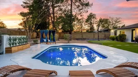 Exterior - 4233 E Cholla St, Phoenix, AZ 85028 photo 15 of 20
