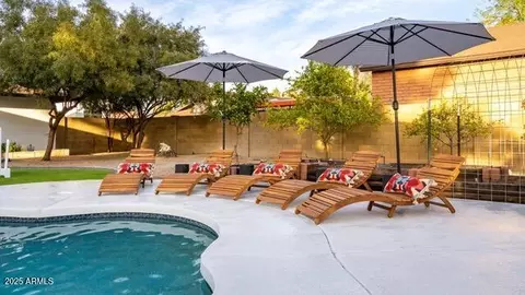 Exterior - 4233 E Cholla St, Phoenix, AZ 85028 photo 7 of 20