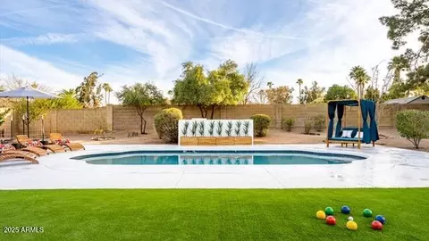 Exterior - 4233 E Cholla St, Phoenix, AZ 85028 photo 4 of 20