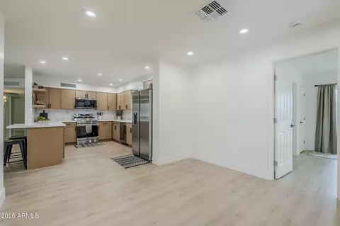 834 E Lockwood St, Mesa, AZ 85203 photo 13
