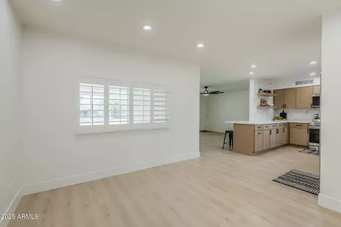 834 E Lockwood St, Mesa, AZ 85203 photo 14