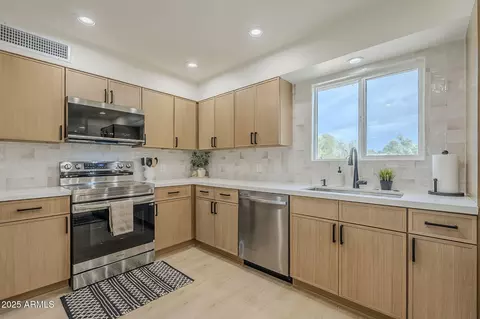 834 E Lockwood St, Mesa, AZ 85203 photo 18