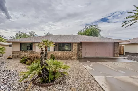13127 W Blue Bonnet Dr, Sun City West, AZ 85375
