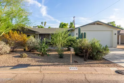 3023 E Sells Dr, Phoenix, AZ 85016 photo 7