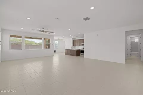 2803 W Pollack St, Phoenix, AZ 85041 photo 8