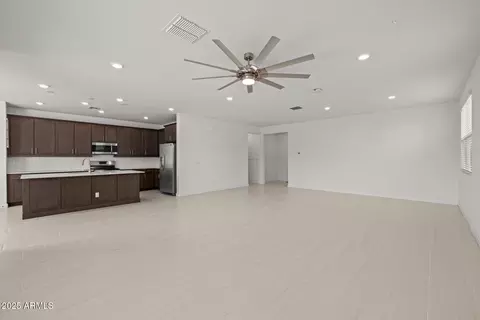 2803 W Pollack St, Phoenix, AZ 85041 photo 9