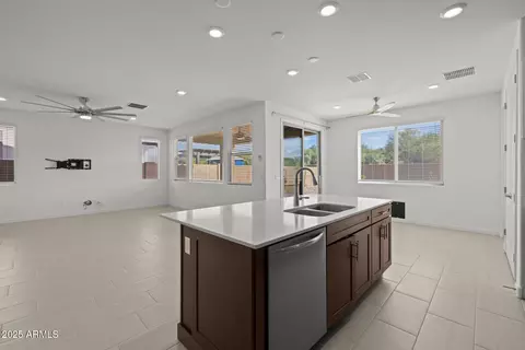 2803 W Pollack St, Phoenix, AZ 85041 photo 13