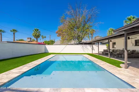 Exterior - 3417 E Montecito Ave, Phoenix, AZ 85018 photo 8 of 11