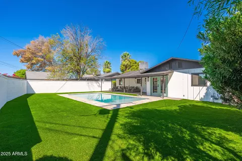 Exterior - 3417 E Montecito Ave, Phoenix, AZ 85018 photo 9 of 11