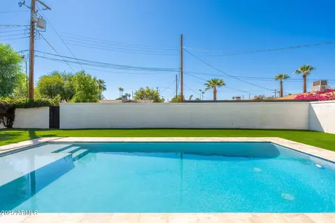Exterior - 3417 E Montecito Ave, Phoenix, AZ 85018 photo 6 of 11